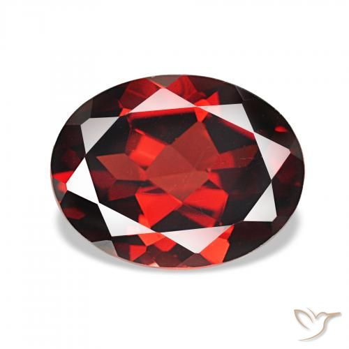 Granada Almandina Vermelho escuro Natural 2.21ct, oval, VVS