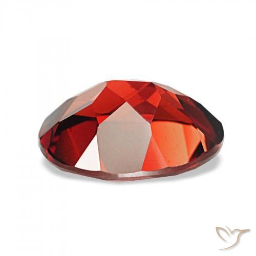 Granada Almandina Vermelho escuro Natural 2.21ct, oval, VVS