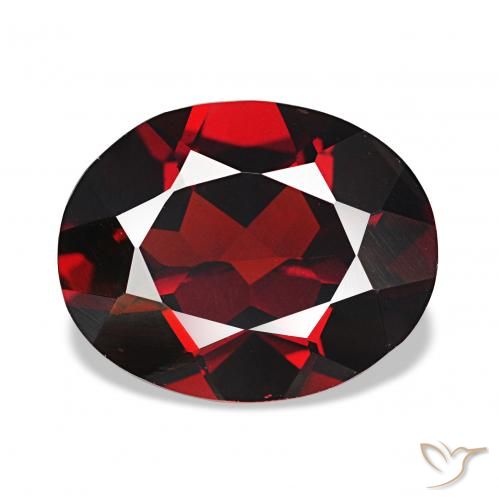 Granada Almandina Vermelho escuro Natural 2.60ct, oval, VVS