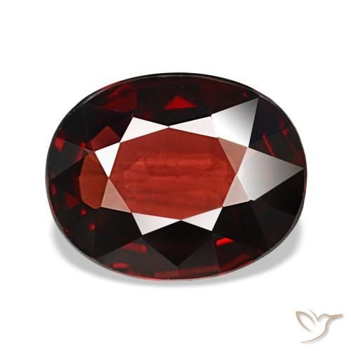 Granada almandina vermelho natural 3,14ct, corte oval, VS
