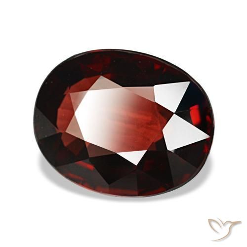 Granada almandina vermelho natural 3,14ct, corte oval, VS