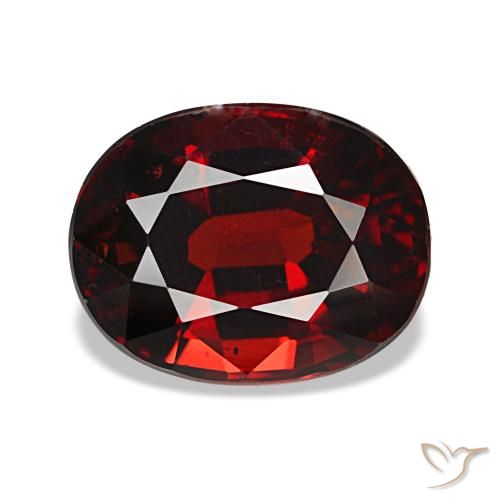 Granada almandina vermelho natural 2,94ct, corte oval, VS