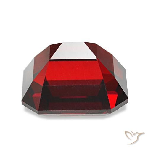Granada almandina vermelho natural 4,68ct, corte esmeralda, VVS
