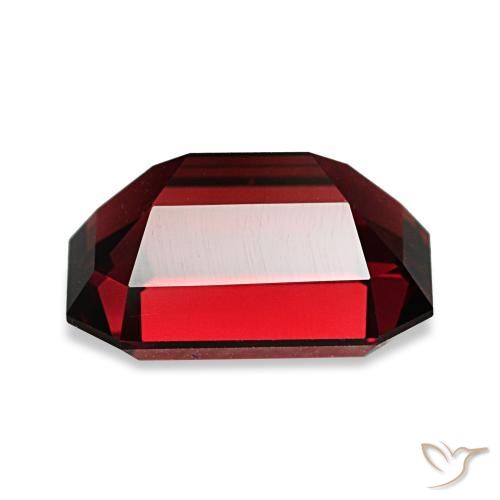 Granada almandina vermelho natural 3,40ct, corte esmeralda, VVS