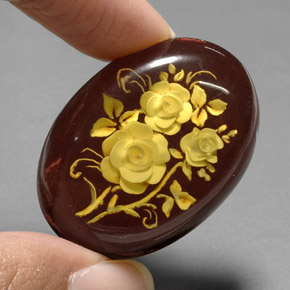 Âmbar marrom natural 20,50ct, forma extravagante, translúcido