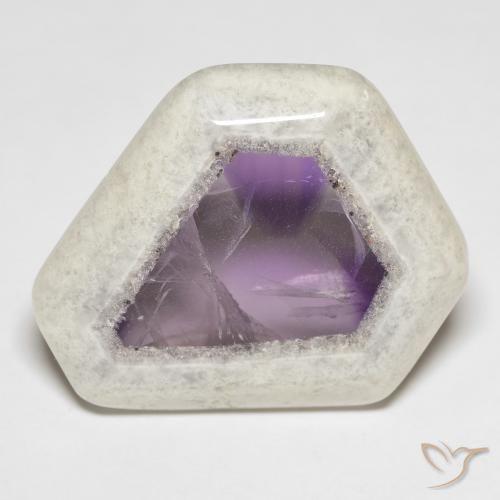 Fatia de geodo de ametista multicolorido natural 45,43ct, forma extravagante, transparente