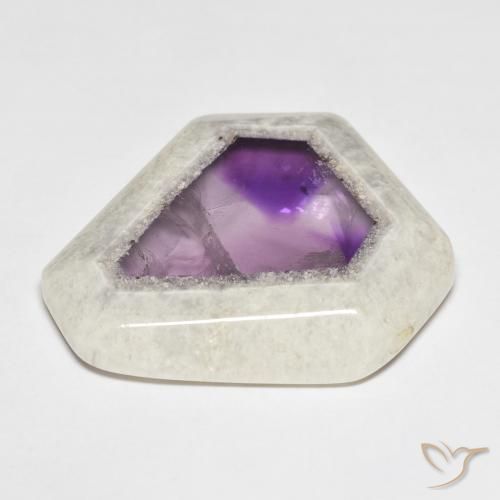 Fatia de geodo de ametista multicolorido natural 45,43ct, forma extravagante, transparente