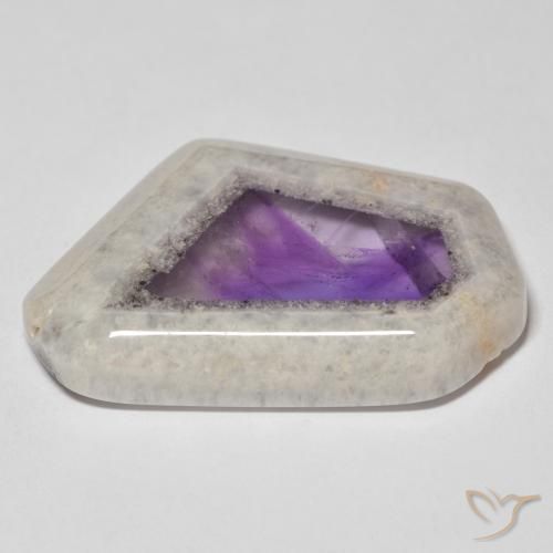 Fatia de geodo de ametista Multicolorido Natural 33.91ct, Chique, Transparente