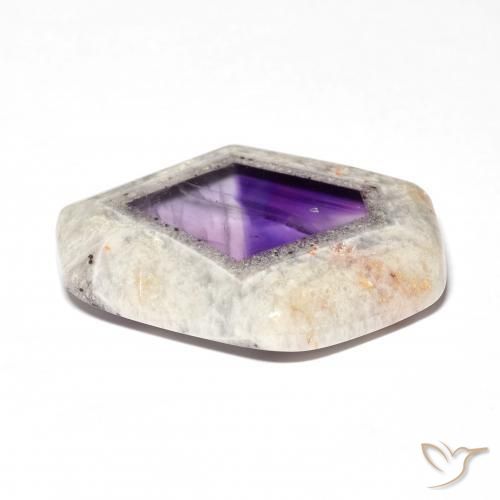 Fatia de geodo de ametista multicolorido natural 31,11ct, forma extravagante, transparente