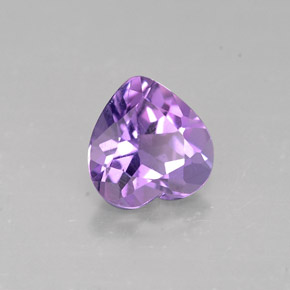 Ametista violeta natural 0,72ct, formato de coração, VS