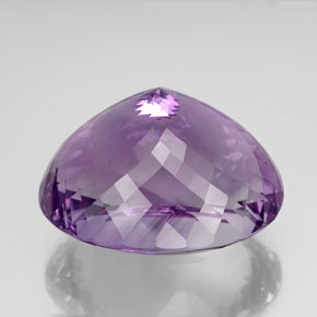 Ametista violeta natural 124,50ct, corte oval, VVS-VS