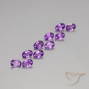 Pedras preciosas de Ametista Violeta Púrpura Profundo natural de 3.77 ct, oval, VS