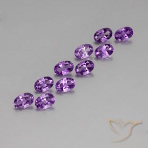 Pedras preciosas de Ametista Violeta Púrpura Médio natural de 4.01 ct, oval, VVS-VS