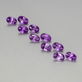 Pedras preciosas de Ametista Violeta arroxeado médio-escuro natural de 4.14 ct, Corte Oval, VVS-VS