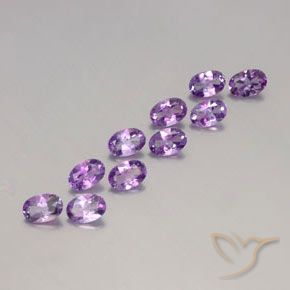 Pedras preciosas de Ametista Violeta Rosado Médio natural de 3.79 ct, oval, VVS-VS