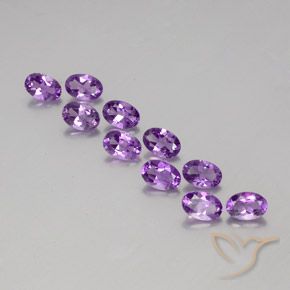 3.89ctw Natural Violeta arroxeado médio-escuro Ametista, oval, VVS-VS