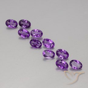 3.86ctw Natural Violeta arroxeado médio-escuro Ametista, oval, VVS-VS