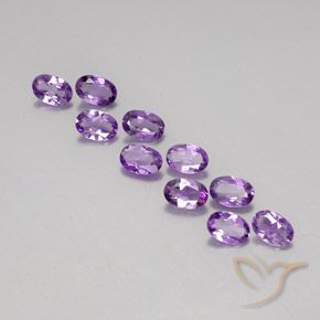 3.62ctw Natural Violeta arroxeado médio-escuro Ametista, oval, VVS-VS