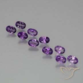 Pedras preciosas de Ametista Violeta médio natural de 3.97 ct, oval, VS