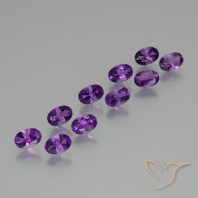 Pedras preciosas de Ametista Violeta médio natural de 4.06 ct, oval, VS