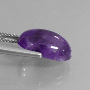Ametista violeta médio-claro natural 6,34ct, corte oval, transparente