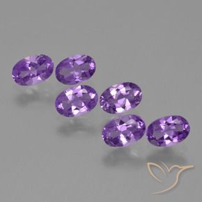 Pedras preciosas de Ametista Violeta médio natural de 2.35 ct, oval, VS