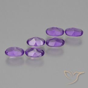 Pedras preciosas de Ametista Violeta médio-escuro natural de 2.29 ct, oval, VVS-VS