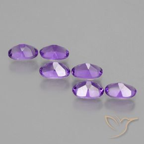 Pedras preciosas de Ametista Violeta Vívido natural de 2.48 ct, oval, VS