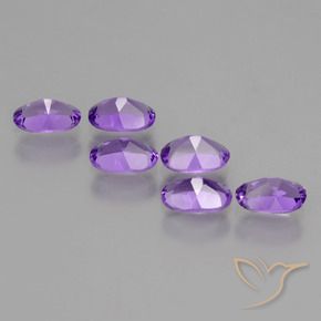 Pedras preciosas de Ametista Violeta médio natural de 2.50 ct, oval, VVS-VS