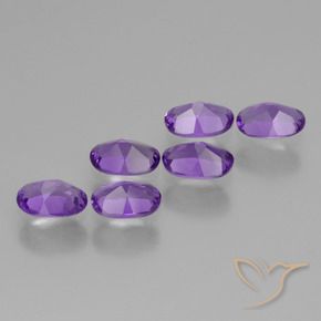 Pedras preciosas de Ametista Violeta médio natural de 2.33 ct, oval, VVS-VS