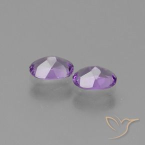 Pedras preciosas de Ametista Violeta médio natural de 1.36 ct, oval, VVS-VS