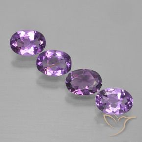 Pedras preciosas de Ametista Violeta arroxeado médio-escuro natural de 2.71 ct, oval, VS