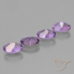 Pedras preciosas de Ametista Violeta arroxeado médio-escuro natural de 2.71 ct, oval, VS
