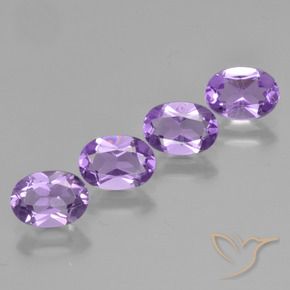 Pedras preciosas de Ametista Violeta Profundo natural de 2.82 ct, oval, VS