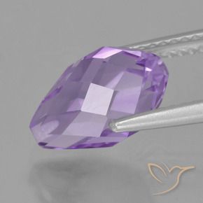 Ametista Íris Rosa Violeta Natural 3.52ct, Briolette, VS