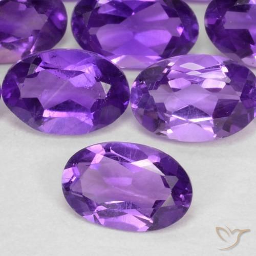 Ametista violeta natural 0,40ct, corte oval, VS