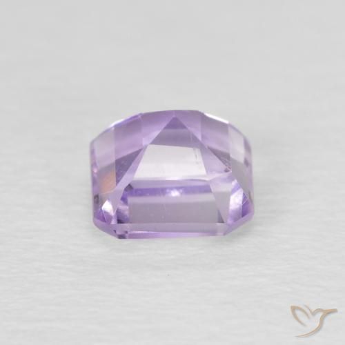 Ametista Sangria Violeta Natural 0.65ct, Corte Octógono / Esmeralda, VVS