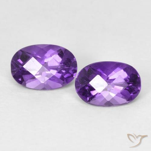 Pedras preciosas de Ametista Violeta Profundo natural de 0.82 ct, Corte Oval, VVS