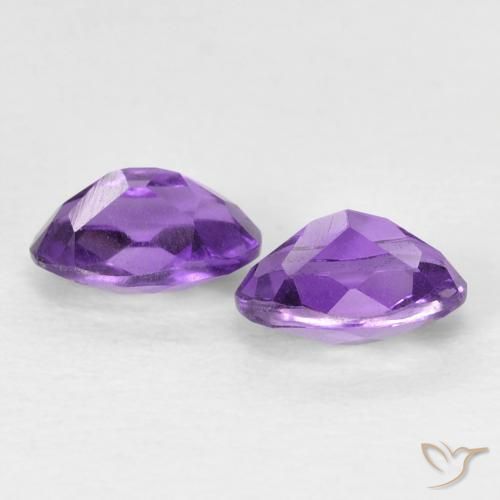Pedras preciosas de Ametista Violeta médio natural de 0.92 ct, oval, VVS