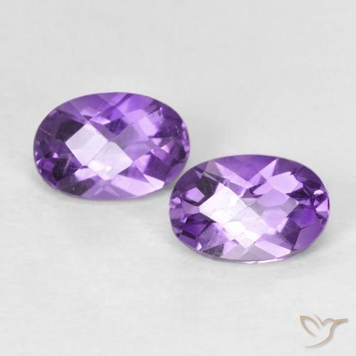 Pedras preciosas de Ametista Violeta Intenso natural de 0.92 ct, oval, VS