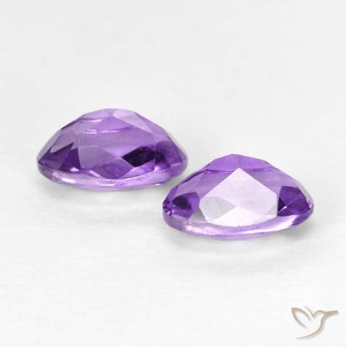 Pedras preciosas de Ametista Violeta médio natural de 0.92 ct, oval, VS