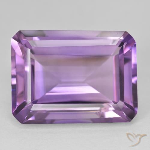 20.89ct Natural Medium Light Purplish-Violet Ametista, Corte Esmeralda, VVS