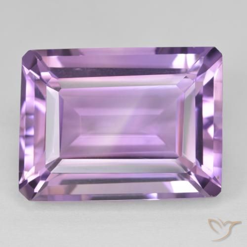 22.77ct Natural Medium Light Purplish-Violet Ametista, Corte Esmeralda, VVS