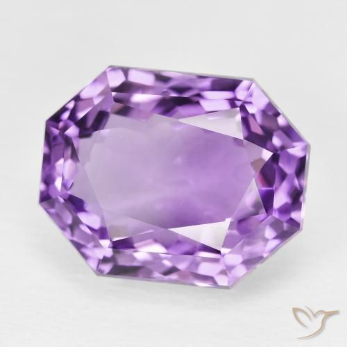Ametista Violeta médio Natural 17.11ct, Corte Octógono / Esmeralda, VVS
