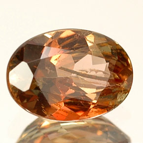 Andaluzita multicolorido natural 0,56ct, corte oval, VVS-VS