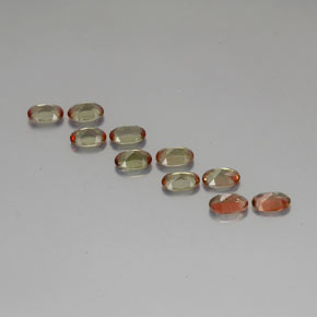 Pedras preciosas de andaluzita laranja natural de  ct, corte oval, VS-SI