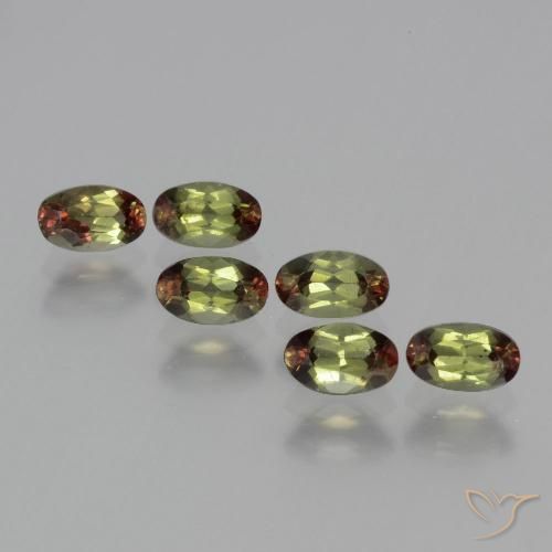 1.68ctw Natural Multicolorido Andaluzita, oval, VS