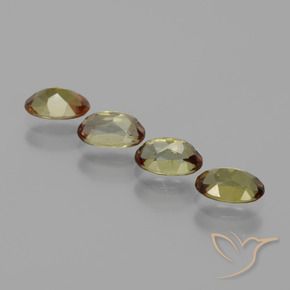 Pedras preciosas de Andaluzita Multicolorido natural de 1.97 ct, oval, VS