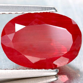 Andesina labradorita vermelho natural 2,34ct, corte oval, VVS-VS
