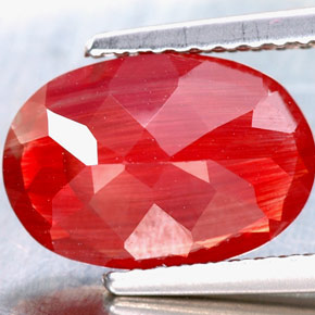Andesina labradorita vermelho natural 2,34ct, corte oval, VVS-VS